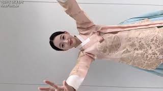 可愛いカン・アラン気象キャスター 4K