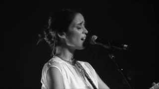 Una respuesta Julieta Venegas