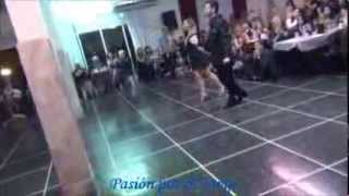 NOELIA BARSI y JAVIER RODRIGUEZ Bailando el Tango INDIO MANSO en FLOREAL MILONGA