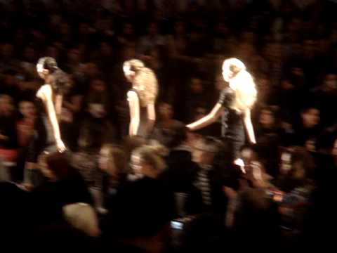 Herve Leger by Max Azria Fall 2009 - New york Fashion Week