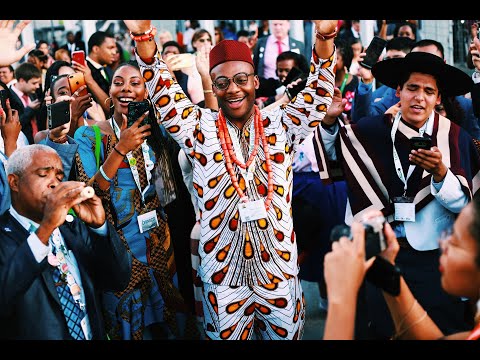 Love Never Fails! 2019 - International Convention Of Jehovah's Witnesses - Atlanta, Paris, São Paulo