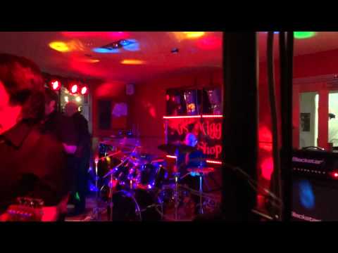 Tiger Feet Live at The Greyhound