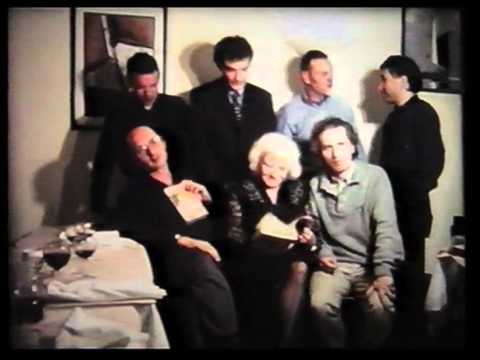 Bicyclettre reçoit Janine Anquetil (1997) by Gérard Courant - Portrait de groupe #209