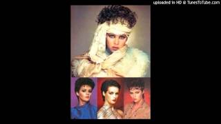 Sheena Easton - Trouble In The Shadows