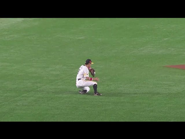 【6回表】ホークス・明石 球場を沸かせるファインプレー!! 2018/9/30 H-M