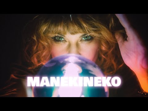 JUNE COCÓ - MANEKINEKO (Official Music Video)