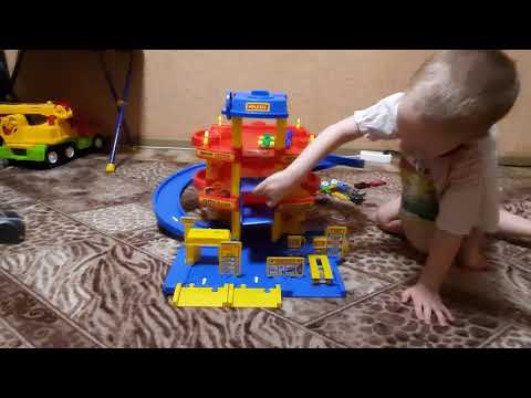 Паркинг 3-уровневый с автомобилями. Полесье. Auto park.