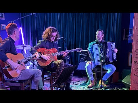 Gypsy Jazz with Dallas Vietty