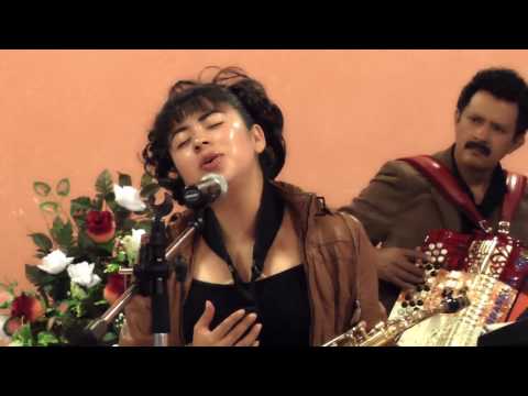 ¡Oh Alma Mía! - Mariolita y su Banda Hnos. González
