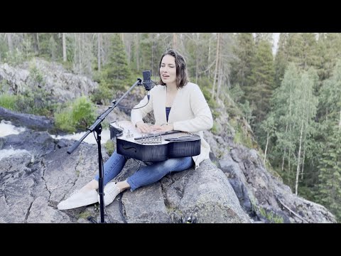 Valot Pimeyksien Reunoilla - Apulanta