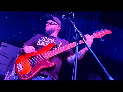 How Does This “Budget Bass” Handle A 4-Hour Gig? // Sire Marcus Miller P5 Bass