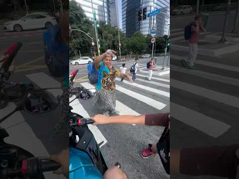 O menino foi corta de giro e a mãe apareceu #diegodichavagrau  #grau #244 #moto #viral