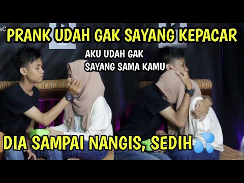 prank-putus-udah-gak-sayang-lagi-pacar-nangis-kejer