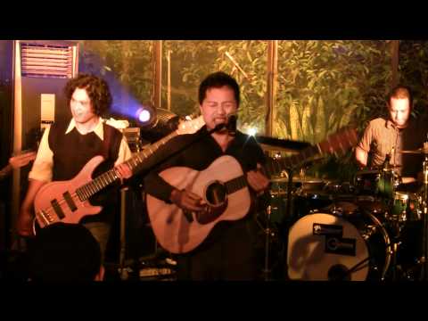 Sandhy Sondoro - Find The Way @ Birdcage [HD]