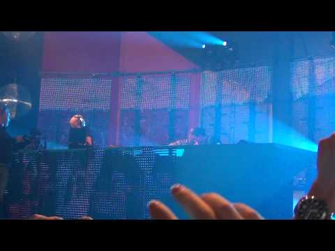 Electronic Family Amsterdam 30/07/11 Armin van Buuren vs. Markus Schulz (1)