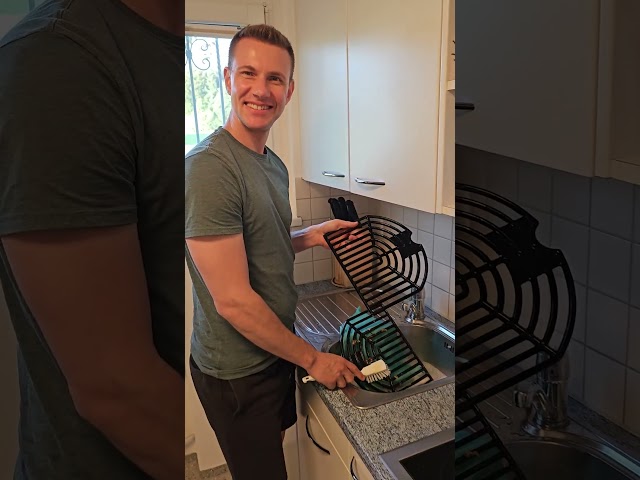 Video Teaser für Trisa Grill Force 2200 Test | Leistungsstarker Elektrogrill für draußen mit Sven