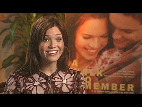 download lagu mp3 mp4 Mandy Moore 2002, download lagu Mandy Moore 2002 gratis, unduh video klip Download Mandy Moore 2002 Mp3 dan Mp4 320kbps Gratis