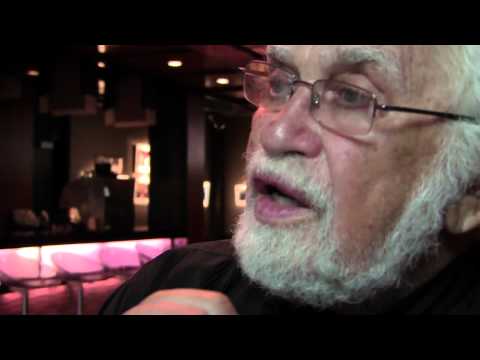 Exclusive Interview with Shmuel Atzmon-Wircer | Founder of Yiddishpiel, Israel’s Yiddish Theatre