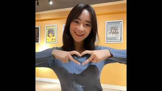 Download lagu Sesuatu Yang Sempurna - Hijau Daun | Clips Freya JKT48 #freyajkt48 #jkt48 #shorts mp3