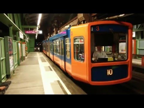 Wuppertal, Schwebebahn (Nacht); 08.-11.04.2016