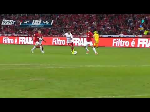 Marcou Pênalti porque ele foi derrubado Alá (Sílvio Luiz)