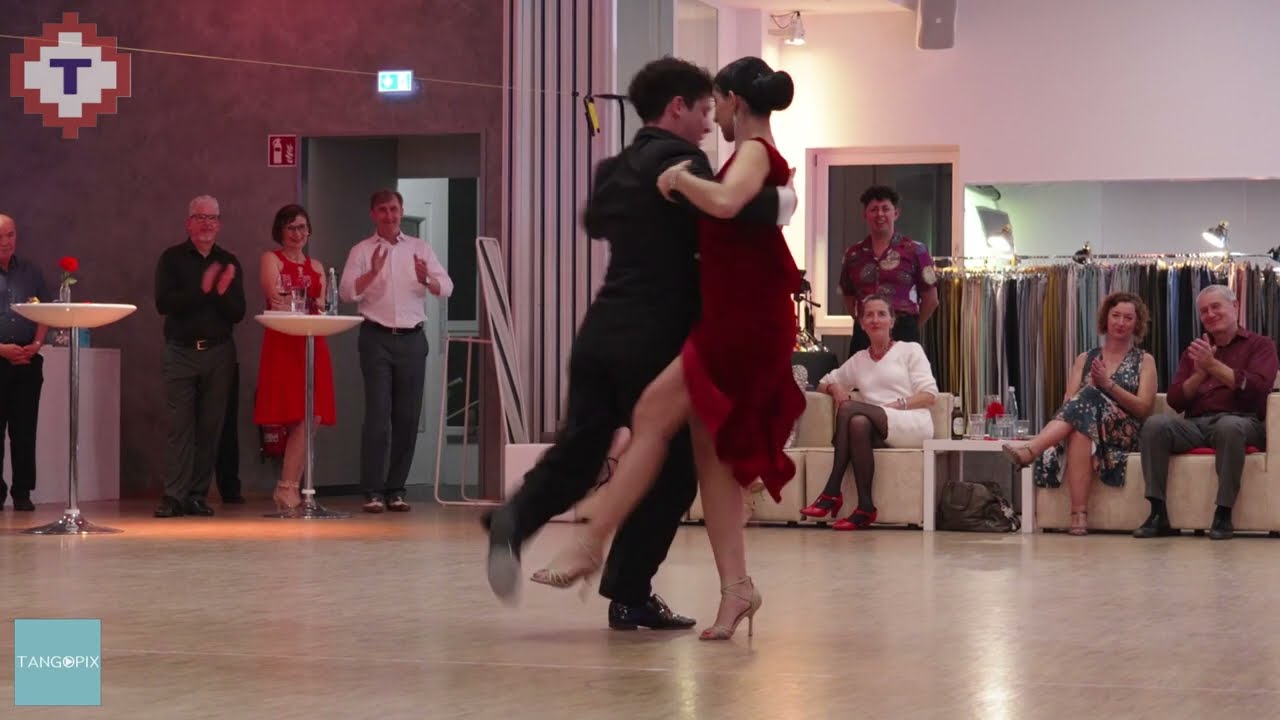 Video thumbnail for Naima Gerasopoulou & Lucas Gauto dance Roberto Firpo - Fantasma