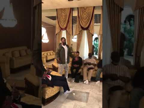 R Kelly Sings For Mr.Farrakhan & Wife Khadijah