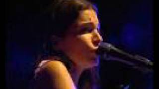 Yael Naim TOXIC LIVE SUPERBE SOUND