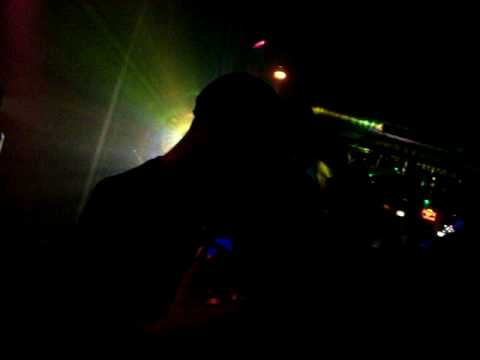 Gavin B. vs gärHART in der Tonliebe Hannover