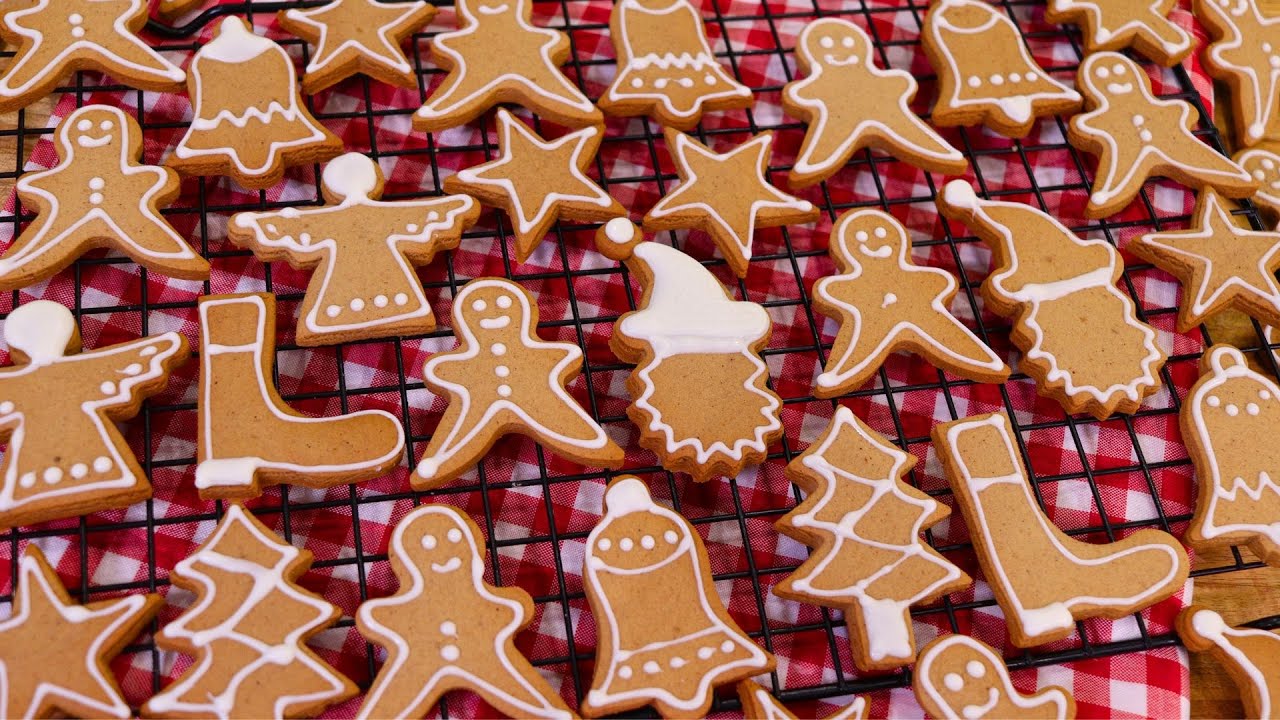 BISCOITO GINGERBREAD DE NATAL SIMPLES, FÁCIL E DELICIOSO | BISCOITO NATALINO DECORADO