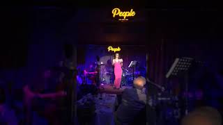 E mi -  Yıldız Tilbe (2018 muhteşem canlı performans)