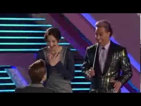 Josh Hutcherson rips his pants while filming Catching Fire