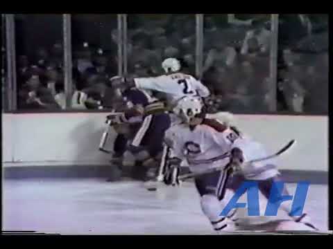 NHL Oct. 25, 1984 Kent Carlson,MTL v Adam Creighton,BUF (R) Montreal Canadiens Buffalo Sabres