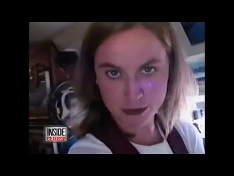 See 23-Year-Old Amy Poehler Rapping in Unearthed Video
