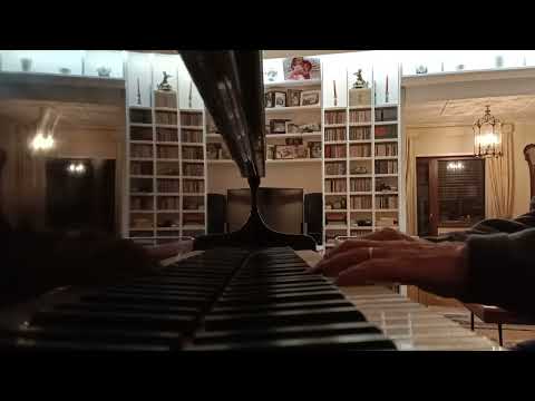 E trezze  'e Carulina. al piano