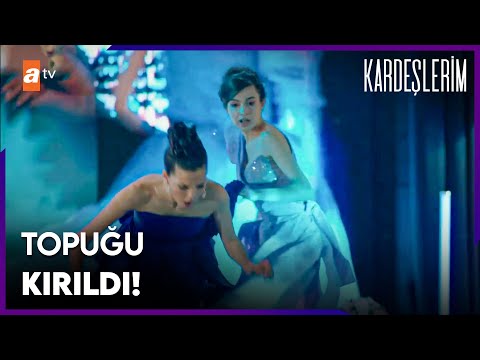 Yasmin defilede Asiye'nin elbisesine basıyor! - Kardeşlerim 90. Bölüm