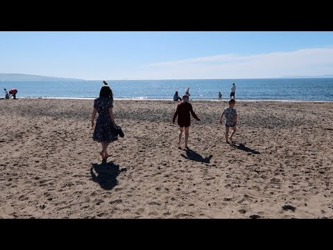 SUNNY DAYS AT THE BEACH! Video