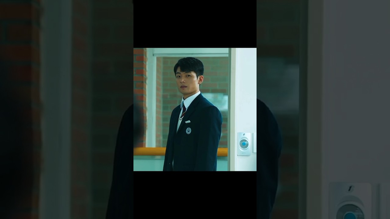 He suspects his teacher 🧐 #shorts #short #kdrama
