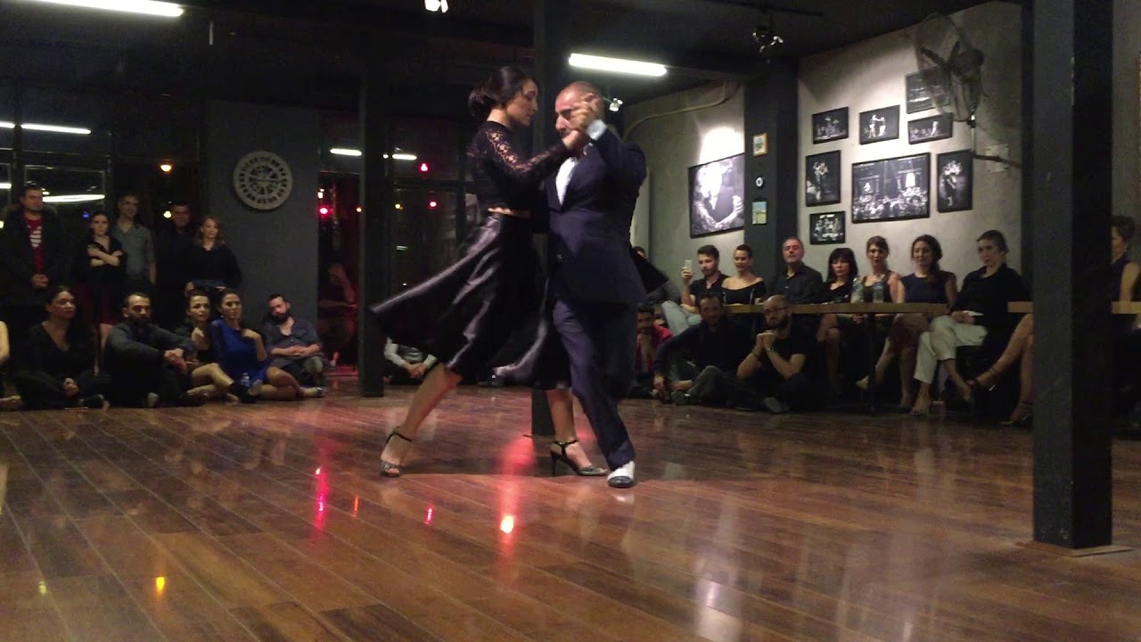 NURGÜL EBRU ÇELİK & SİNAN TAŞKIN @ESTA SOCIAL DIVAS (15-11-2017)