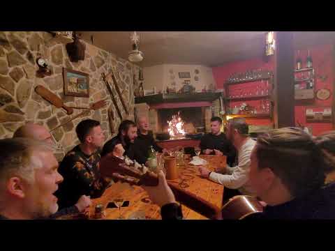 Dobra večer prijatelji - Branimir Bubica i klapa Sebenico ft. Marko Škugor (Konoba)