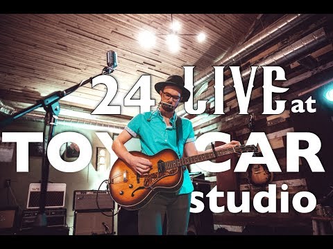 Nick Anderson & The Skinny Lovers.  24 LIVE at Toy Car Studio, 2017