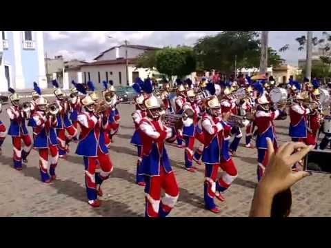 FANFARRA PIONEIRUS - APRESENTAÇÃO ( VICE-CAMPEÃ NA FINAL DA LICBAMBA 2013)