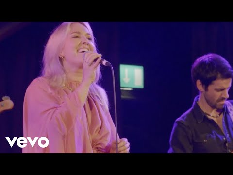 The Wandering Hearts - Almost Cut My hair (Live At Union Chapel)