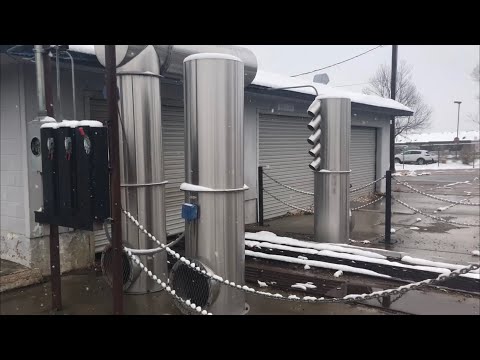 Awesome Abandoned Mini Car Wash W/Buff-N-Shine Machine