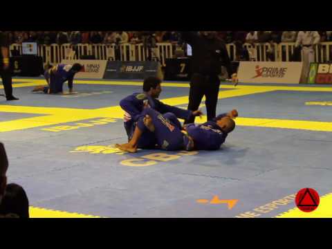 Erberth Santos X Igor Marques | BH International Open JJ IBJJF 2016 | Adult | BLACK | Absolute