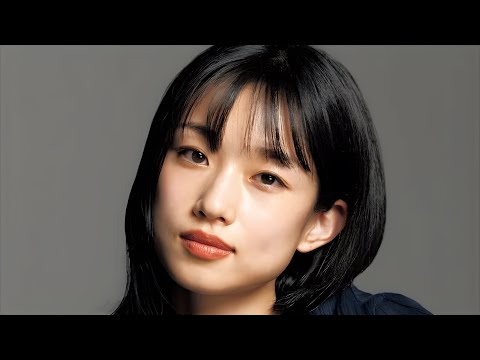 【河合優実】極上のグラビア