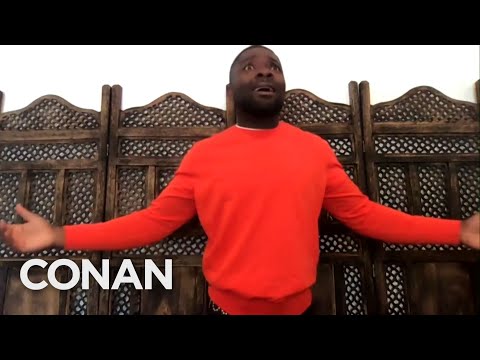 大衛-奧耶洛沃的典型皇家莎士比亞鞠躬 - CONAN on TBS (David Oyelowo's Quintessential Royal Shakespeare Bow - CONAN on TBS)