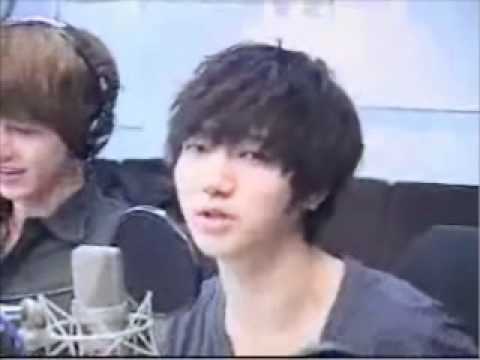 110813 Member Intro + Hyuk vs Wook