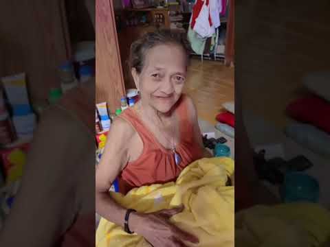 Pamiguel visits his great-grandmother (old clip)