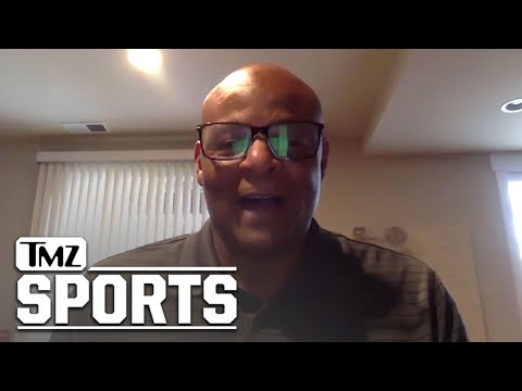 Warren Moon Says Deshaun Watson Doesn’t Want Out Of Houston, Just Make Changes! | TMZ Sports